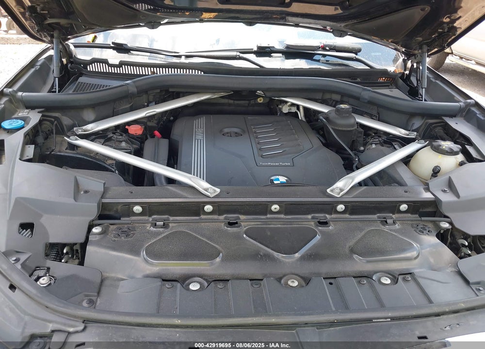 2019 BMW X5 VIN: 5UXCR6C5XKLL33996