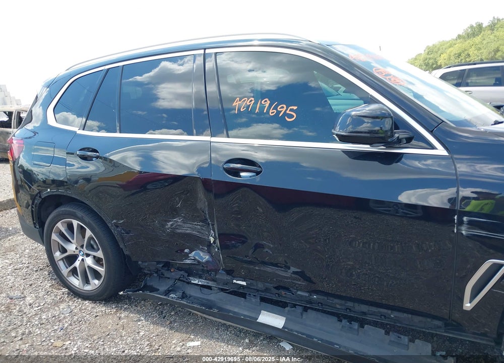 2019 BMW X5 VIN: 5UXCR6C5XKLL33996