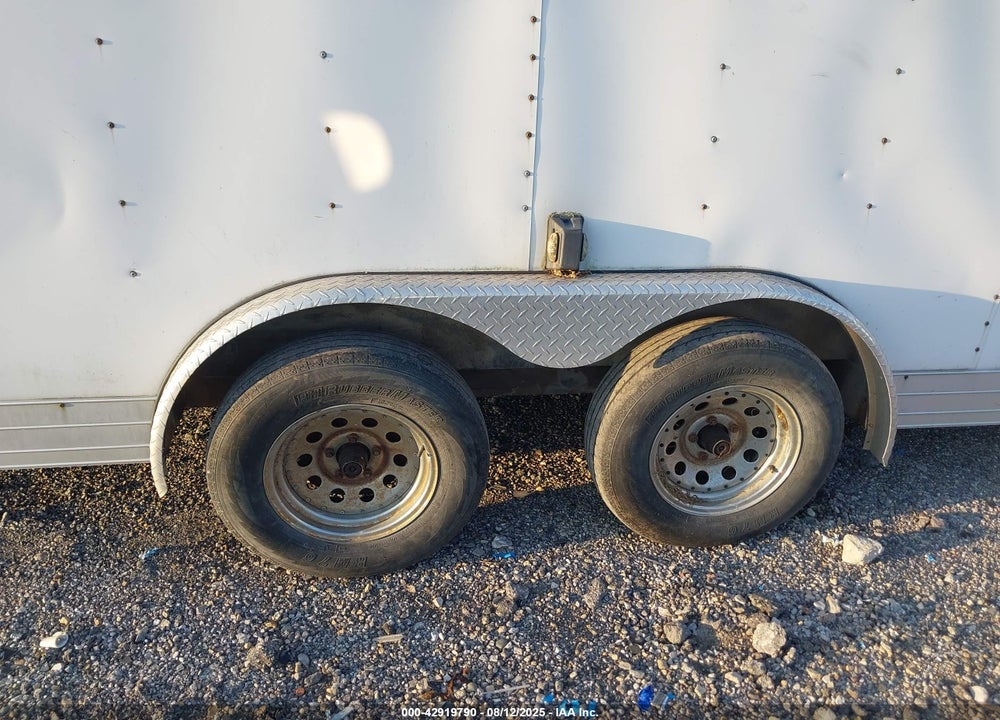 2004 WELLS CARGO --- VIN: 1WC200J2641107303