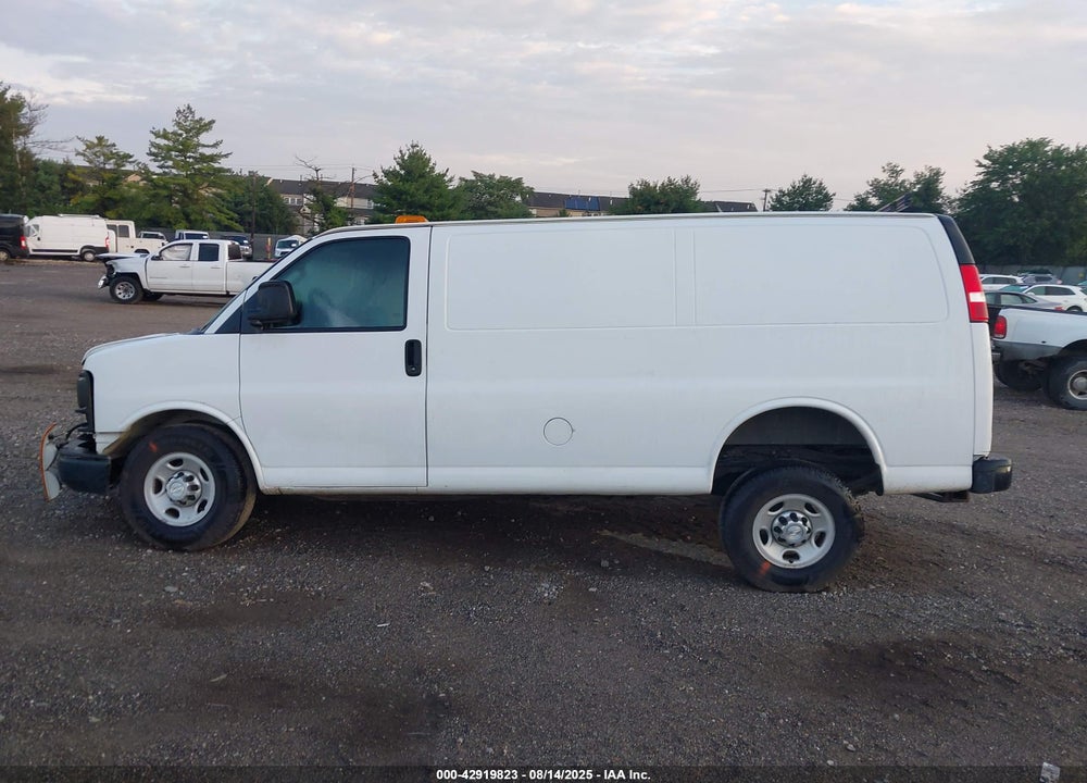 2016 CHEVROLET EXPRESS 2500 WORK VAN VIN: 1GCWGAFF6G1239175