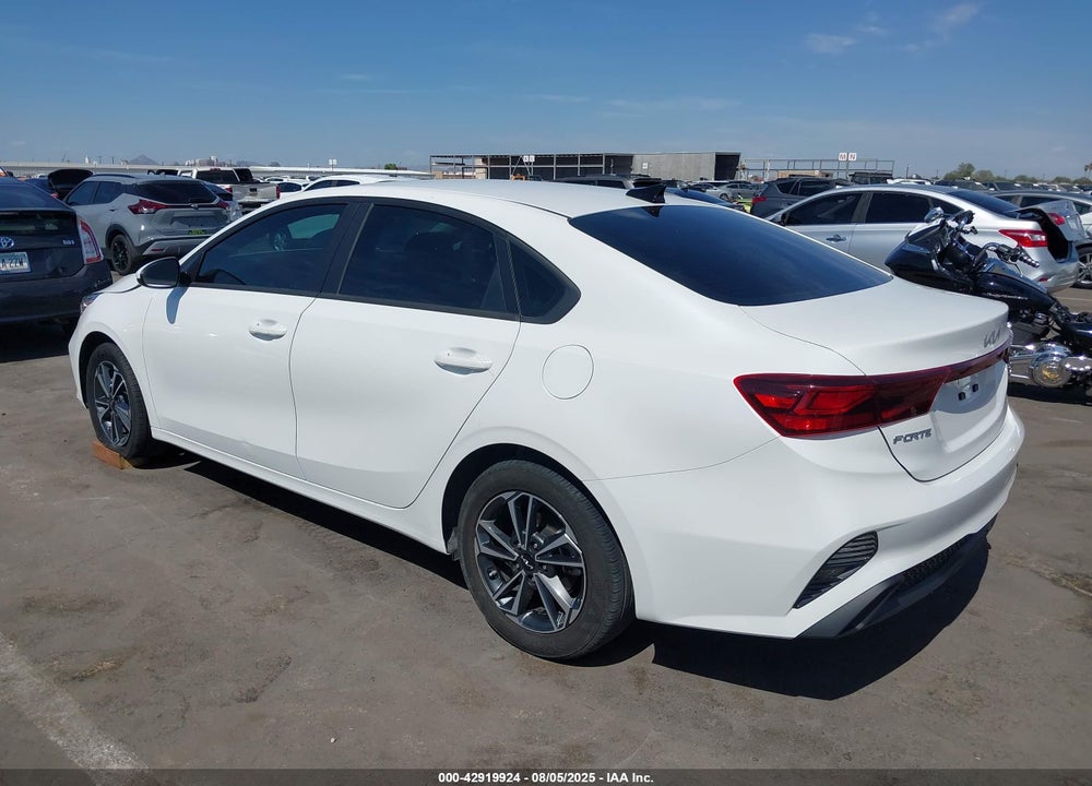 2023 KIA FORTE VIN: 3KPF24ADXPE690726