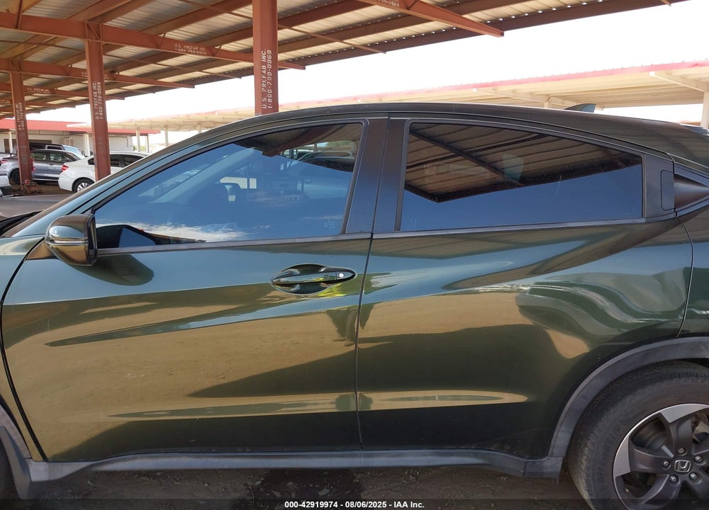 2018 HONDA HR-V VIN: 3CZRU5H53JG705519