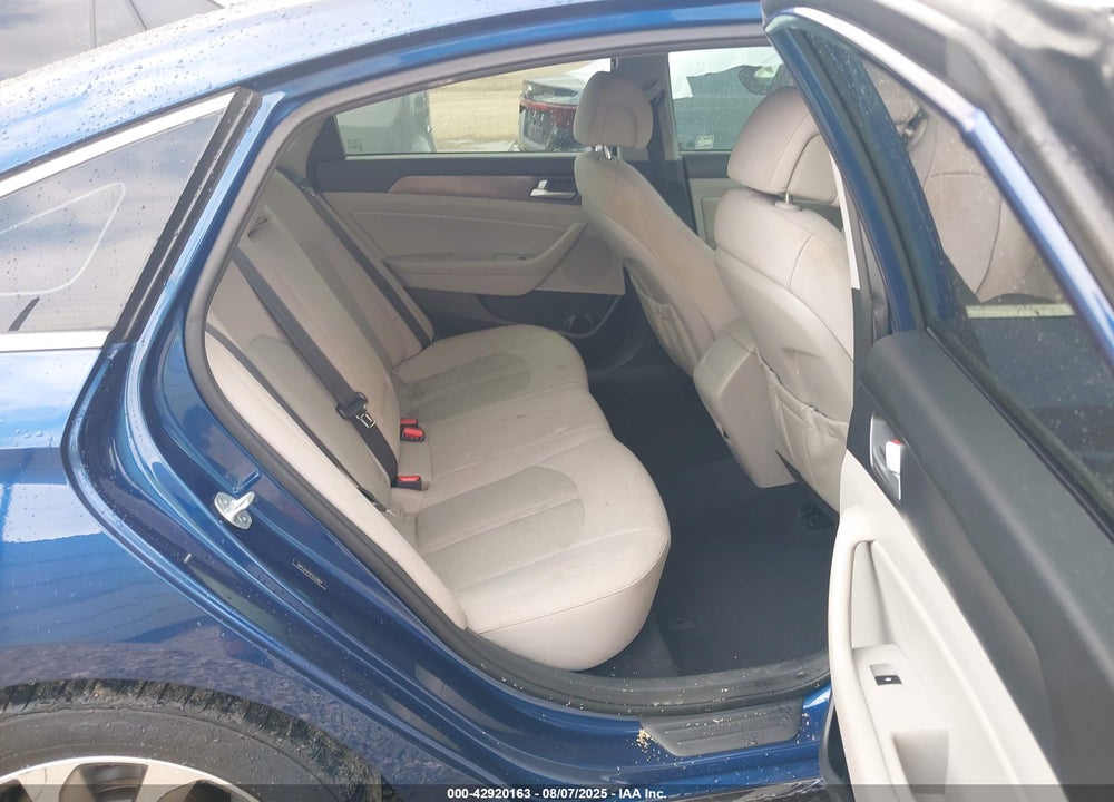 2015 HYUNDAI SONATA VIN: 5NPE34AF6FH232864