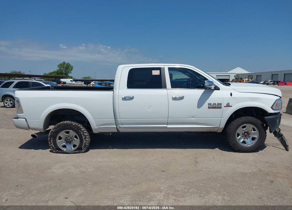 2017 RAM 2500 LIMITED 4X4 6'4 BOX VIN: 3C6UR5GL3HG779719