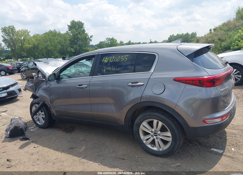 2017 KIA SPORTAGE VIN: KNDPMCACXH7255965