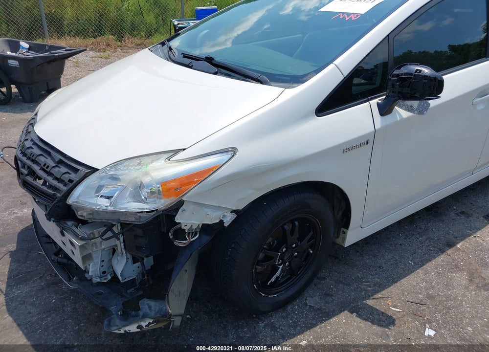 2015 TOYOTA PRIUS TWO VIN: JTDKN3DU0F1987890