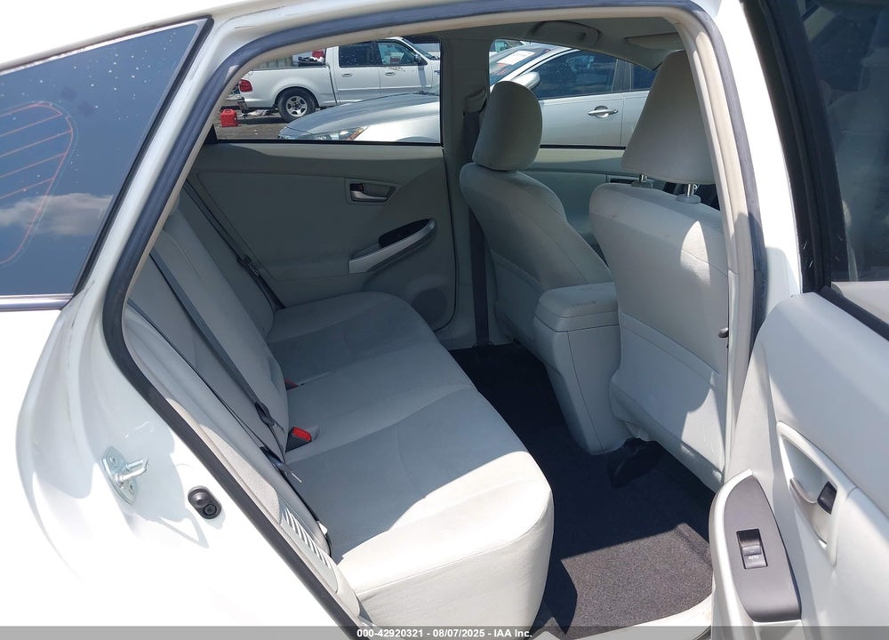 2015 TOYOTA PRIUS TWO VIN: JTDKN3DU0F1987890
