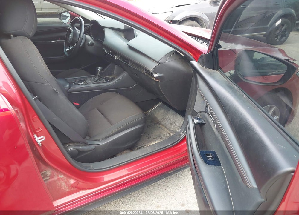 2019 MAZDA 3 VIN: JM1BPACL0K1127411