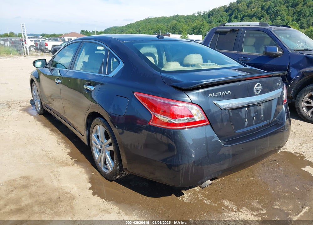 2013 NISSAN ALTIMA VIN: 1N4BL3AP9DC122752