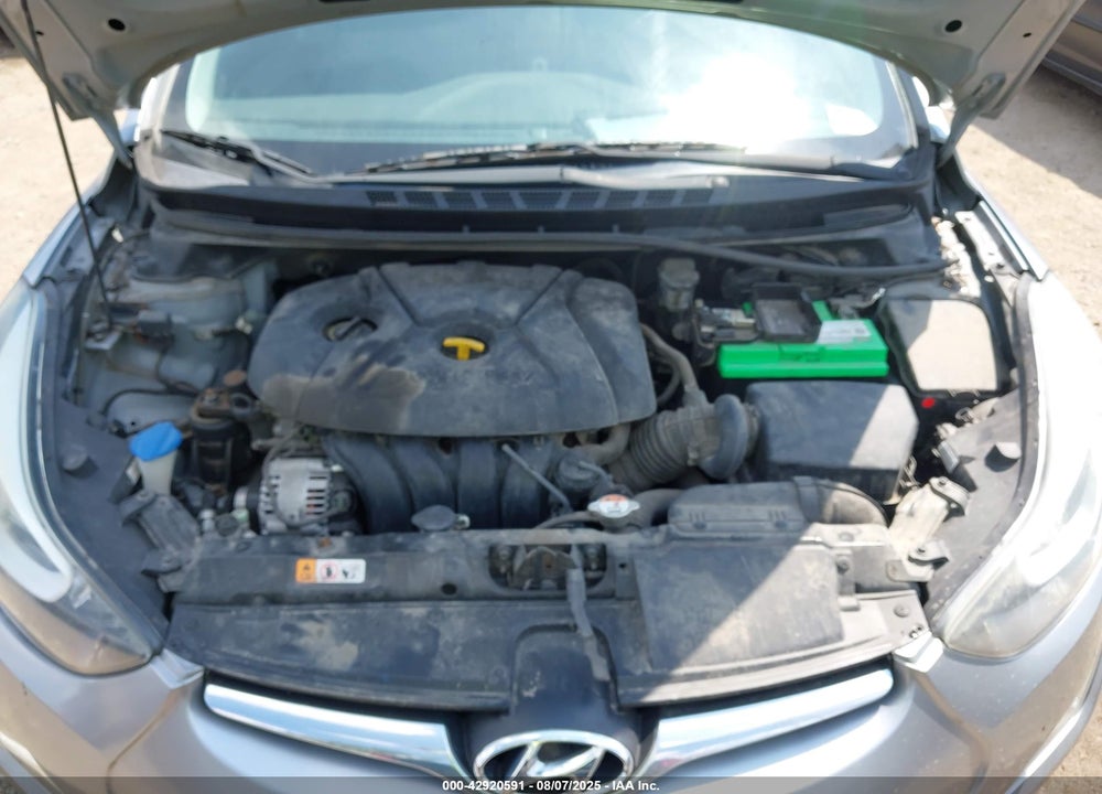 2015 HYUNDAI ELANTRA VIN: 5NPDH4AE3FH570579