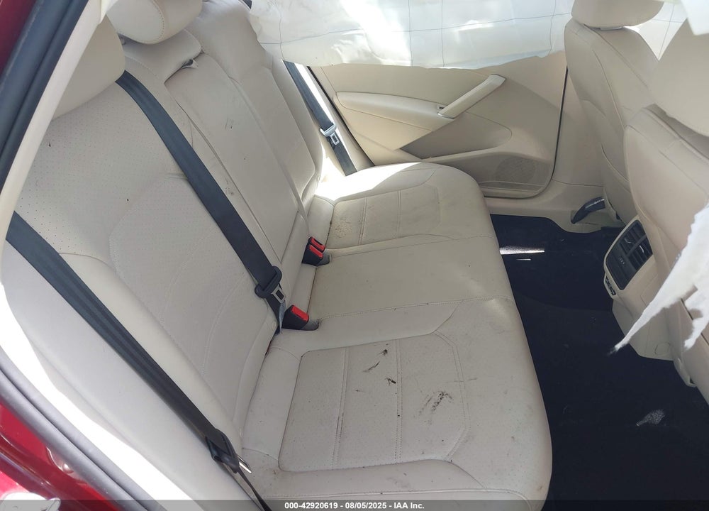 2019 VOLKSWAGEN PASSAT 2.0T WOLFSBURG EDITION VIN: 1VWLA7A36KC004855