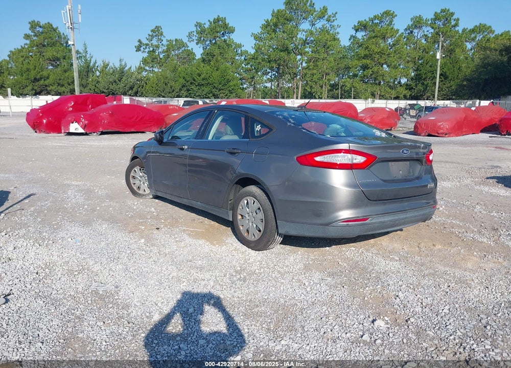 2013 FORD FUSION S VIN: 3FA6P0G77DR148165