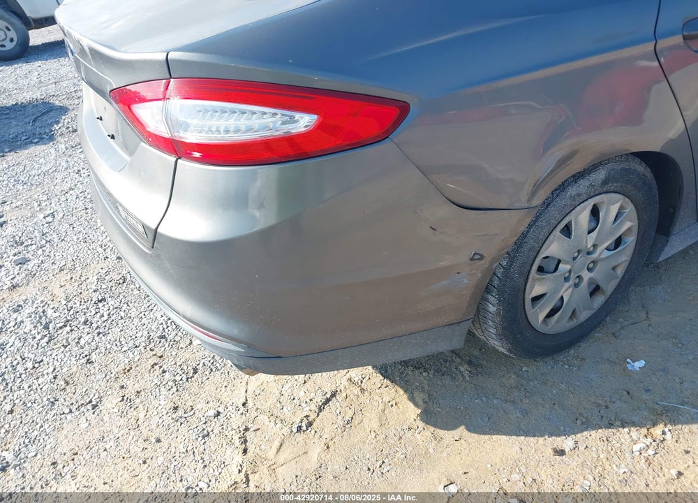 2013 FORD FUSION S VIN: 3FA6P0G77DR148165