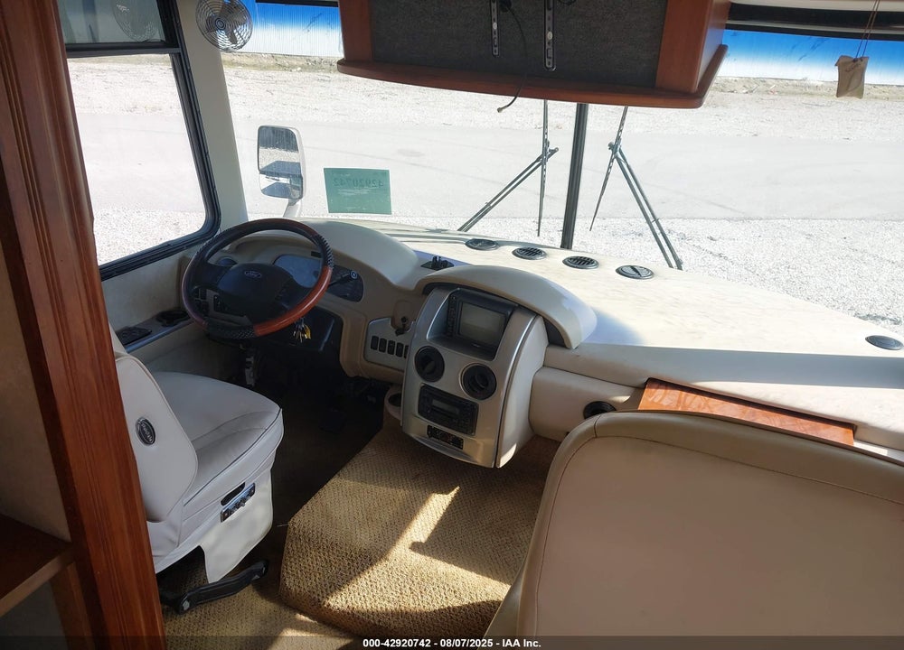2006 FORD F550 SUPER DUTY STRIPPED CHASS VIN: 1F6NF53Y060A15189