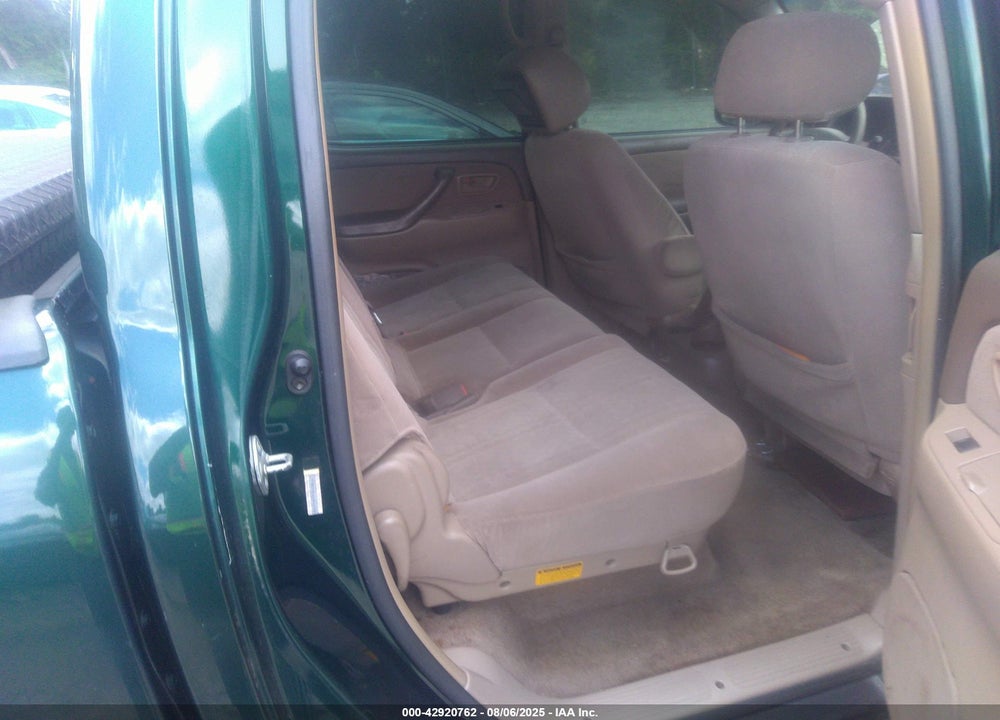 2004 TOYOTA TUNDRA SR5 V8 VIN: 5TBET34124S448348
