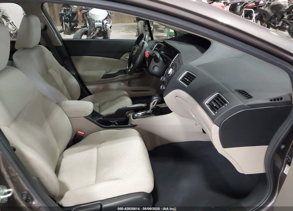 2014 HONDA CIVIC VIN: 2HGFB2F50EH517788