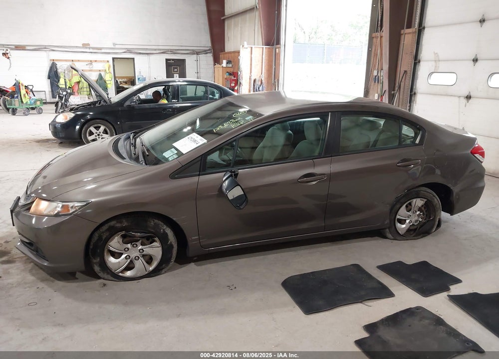 2014 HONDA CIVIC VIN: 2HGFB2F50EH517788
