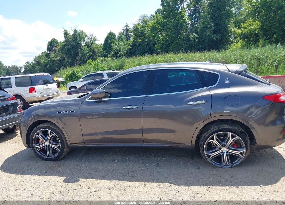 2019 MASERATI LEVANTE VIN: ZN661YUA8KX308289