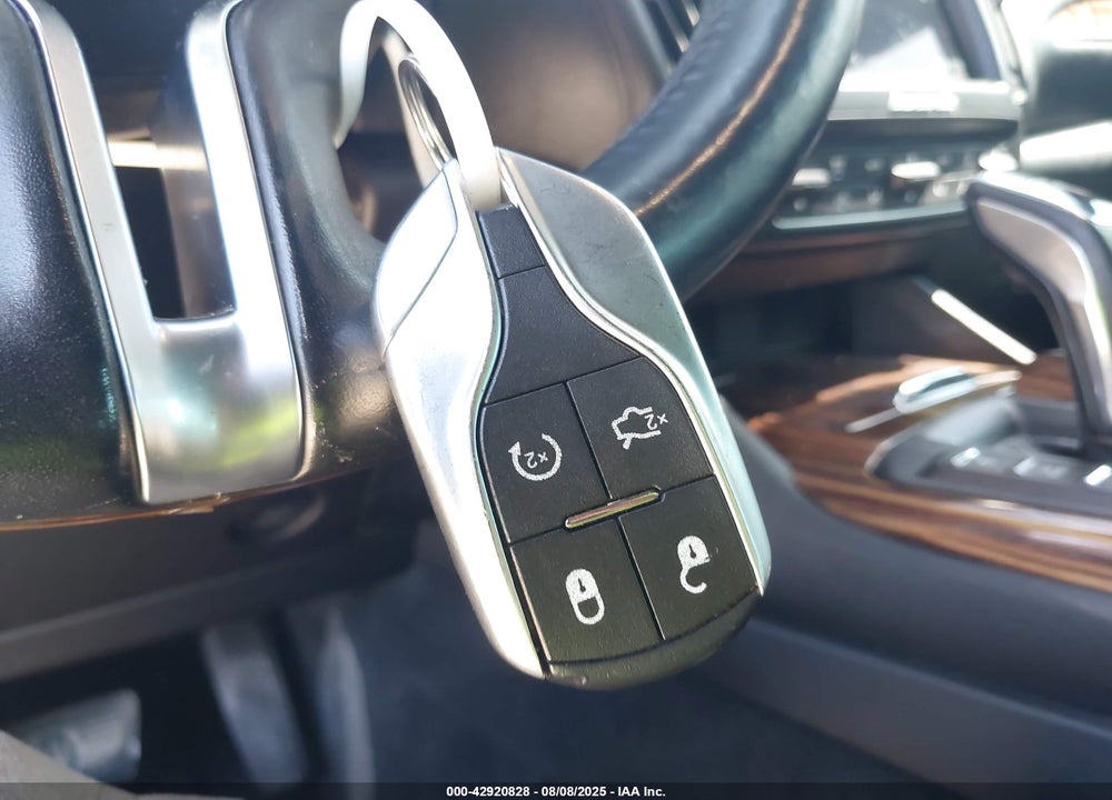 2019 MASERATI LEVANTE VIN: ZN661YUA8KX308289