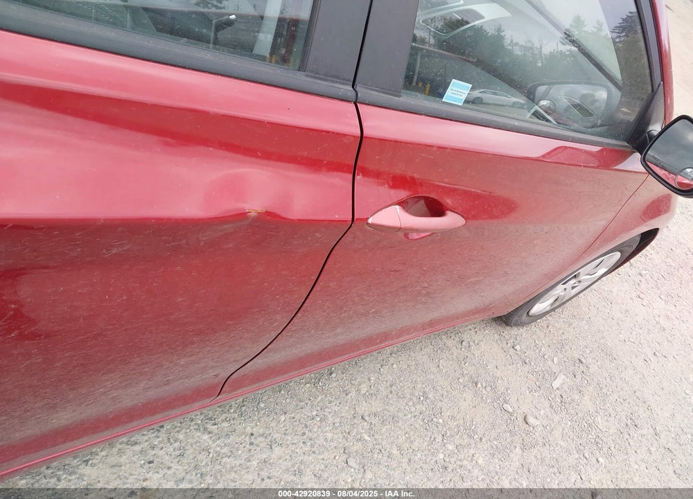2016 HYUNDAI ELANTRA VIN: 5NPDH4AE6GH698669