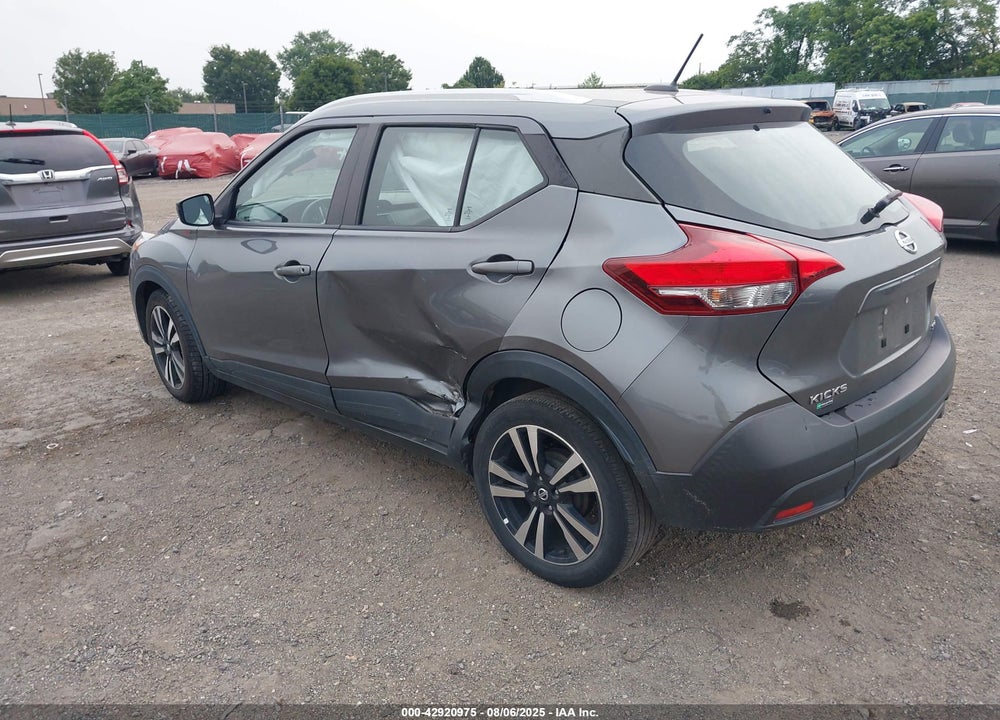 2019 NISSAN KICKS VIN: 3N1CP5CU8KL552553