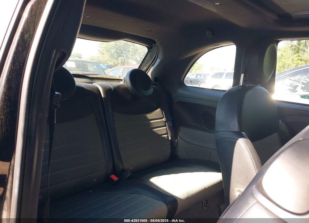 2013 FIAT 500 VIN: 3C3CFFBR5DT750355