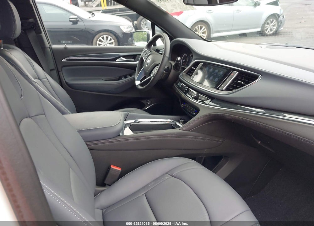 2024 BUICK ENCLAVE VIN: 5GAEVAKW9RJ122329