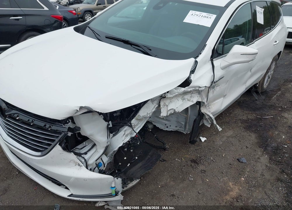 2024 BUICK ENCLAVE VIN: 5GAEVAKW9RJ122329