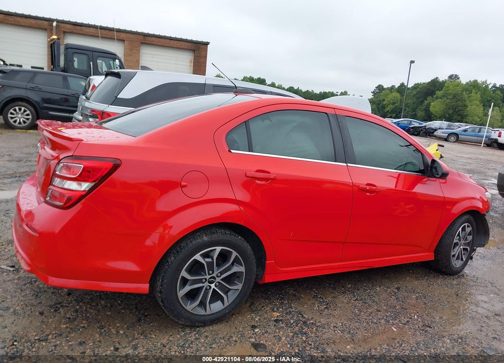 2019 CHEVROLET SONIC VIN: 1G1JD5SB7K4136697