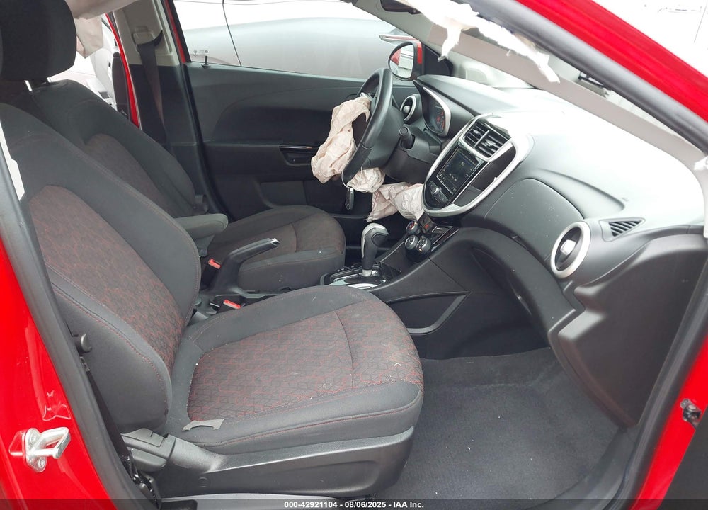2019 CHEVROLET SONIC VIN: 1G1JD5SB7K4136697