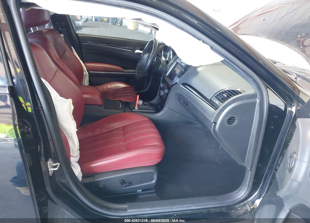 2020 CHRYSLER 300 VIN: 2C3CCABG2LH250123