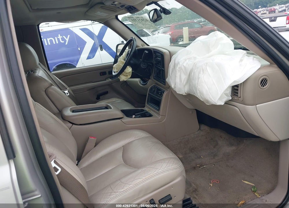 2004 CHEVROLET TAHOE K1500 VIN: 1GNEK13Z74J292219