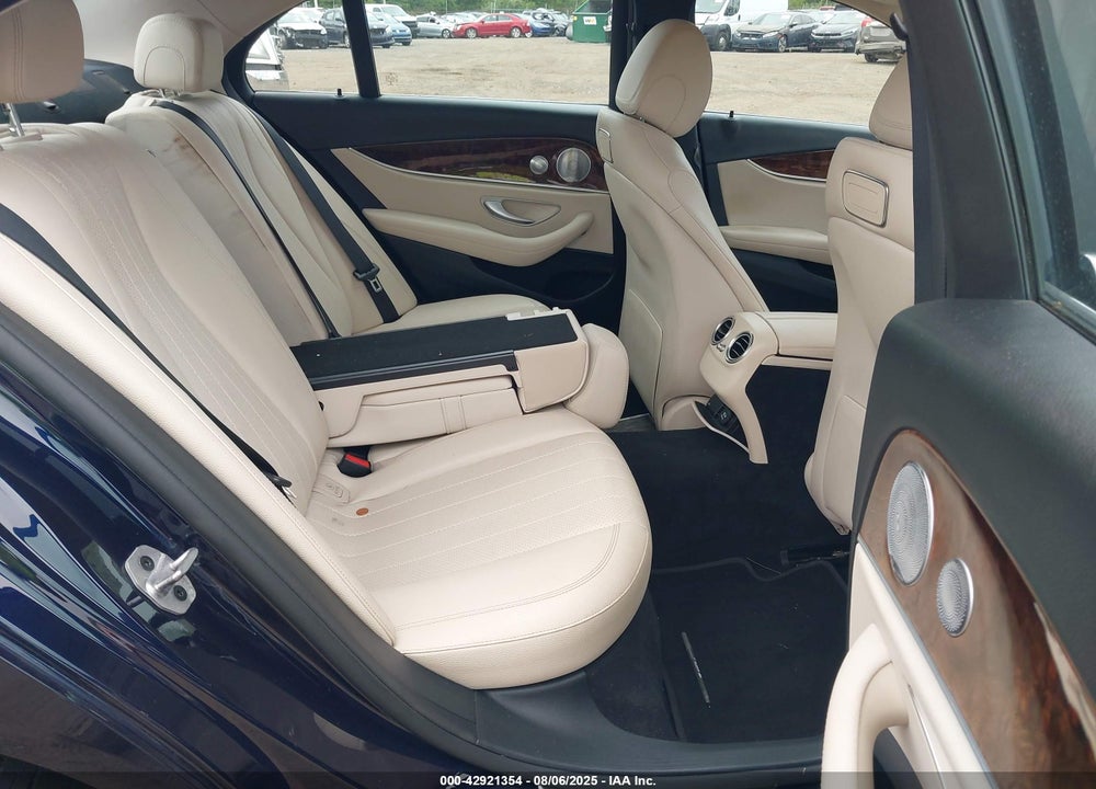 2019 MERCEDES-BENZ E 300 4MATIC VIN: WDDZF4KB6KA509024