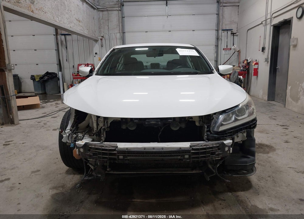 2016 HONDA ACCORD VIN: 1HGCR2F53GA241770