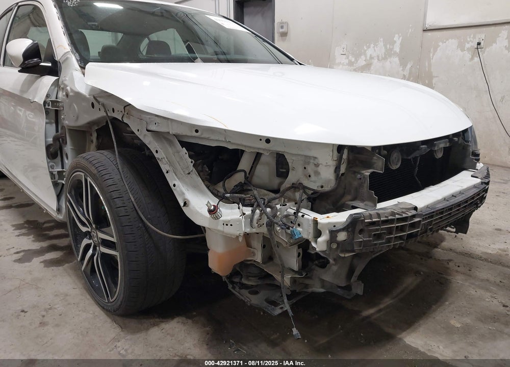 2016 HONDA ACCORD VIN: 1HGCR2F53GA241770