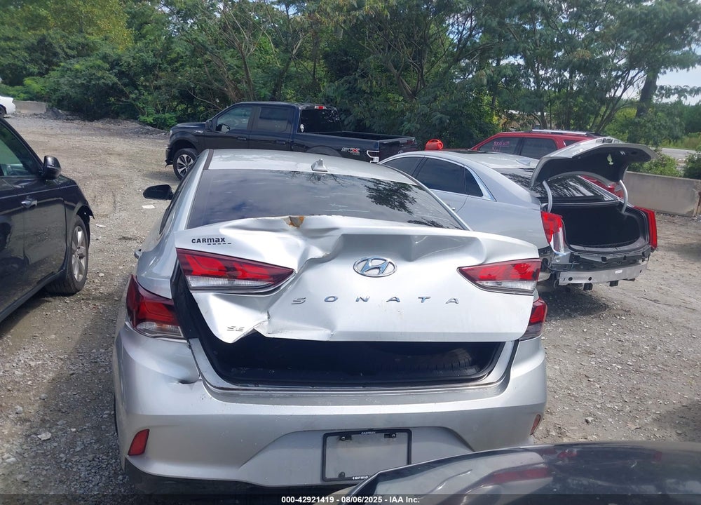 2018 HYUNDAI SONATA VIN: 5NPE24AF0JH715715