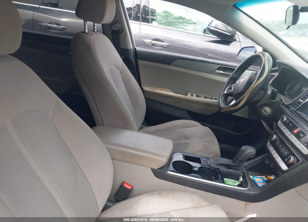 2018 HYUNDAI SONATA VIN: 5NPE24AF0JH715715