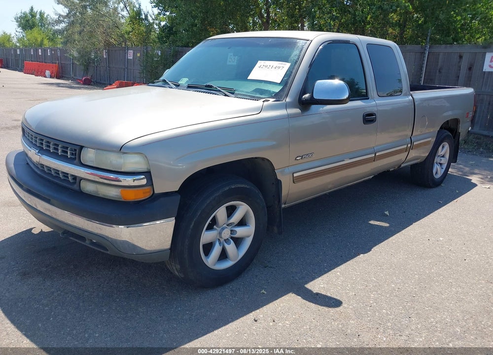 2002 CHEVROLET SILVERADO 1500 LS VIN: 1GCEK19T02E188558