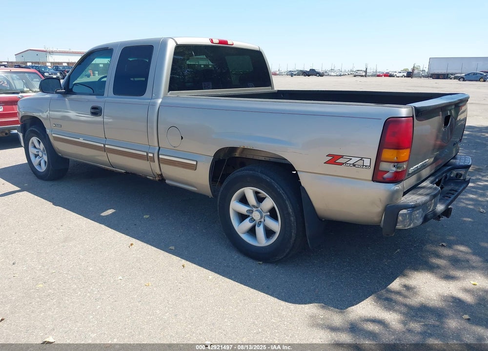 2002 CHEVROLET SILVERADO 1500 LS VIN: 1GCEK19T02E188558