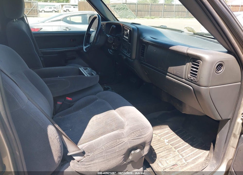 2002 CHEVROLET SILVERADO 1500 LS VIN: 1GCEK19T02E188558