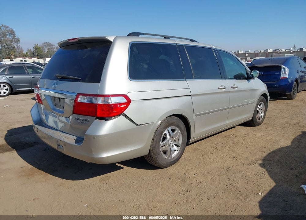 2005 HONDA ODYSSEY TOURING VIN: 5FNRL38855B030064