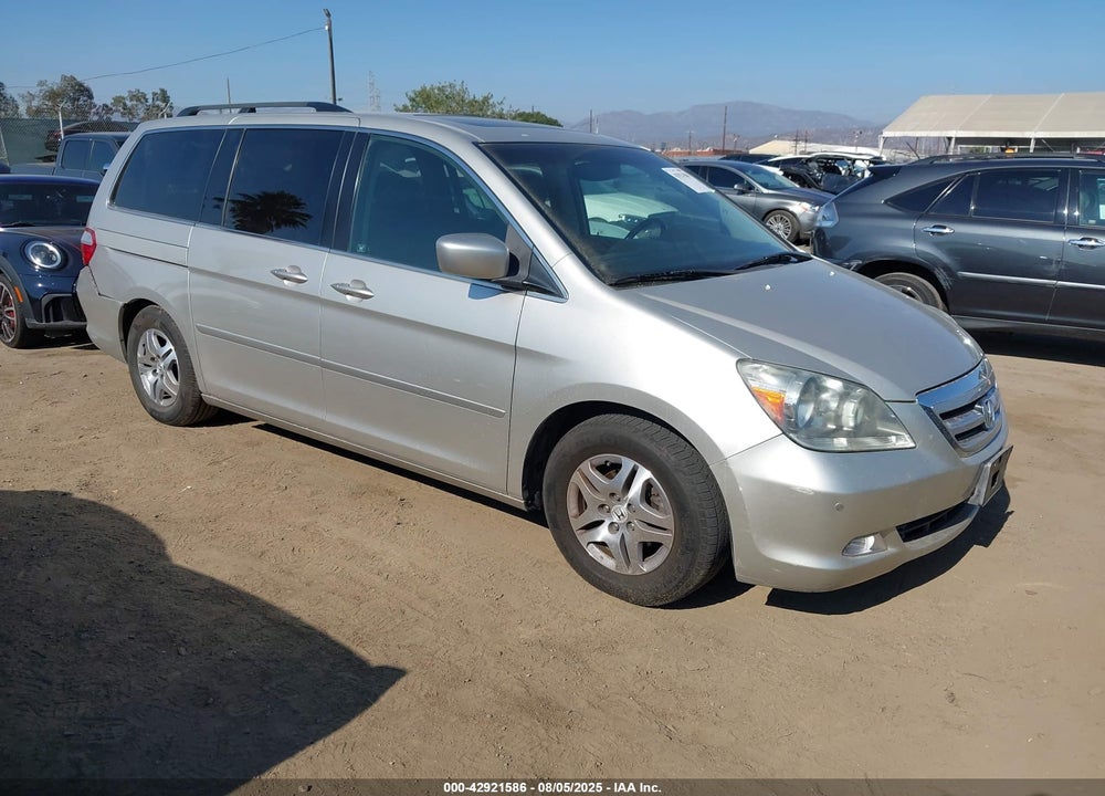 2005 HONDA ODYSSEY TOURING VIN: 5FNRL38855B030064