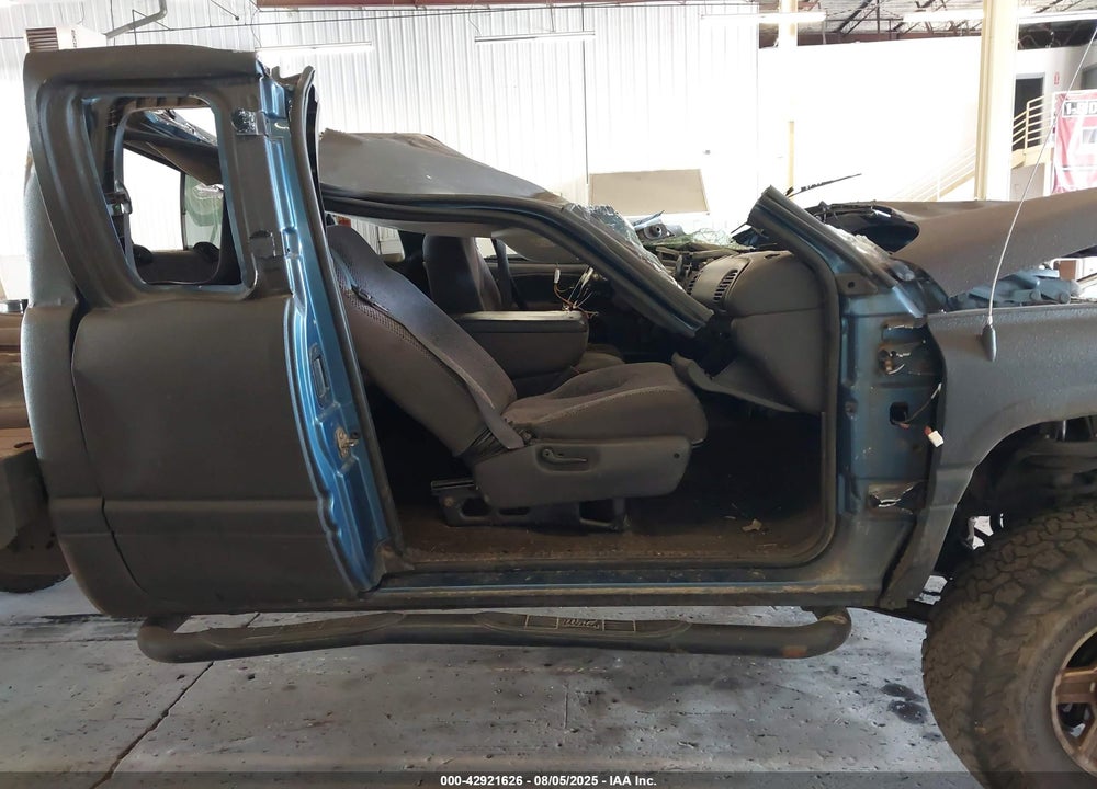 2002 DODGE RAM 2500 ST VIN: 3B7KF23Z82M228938