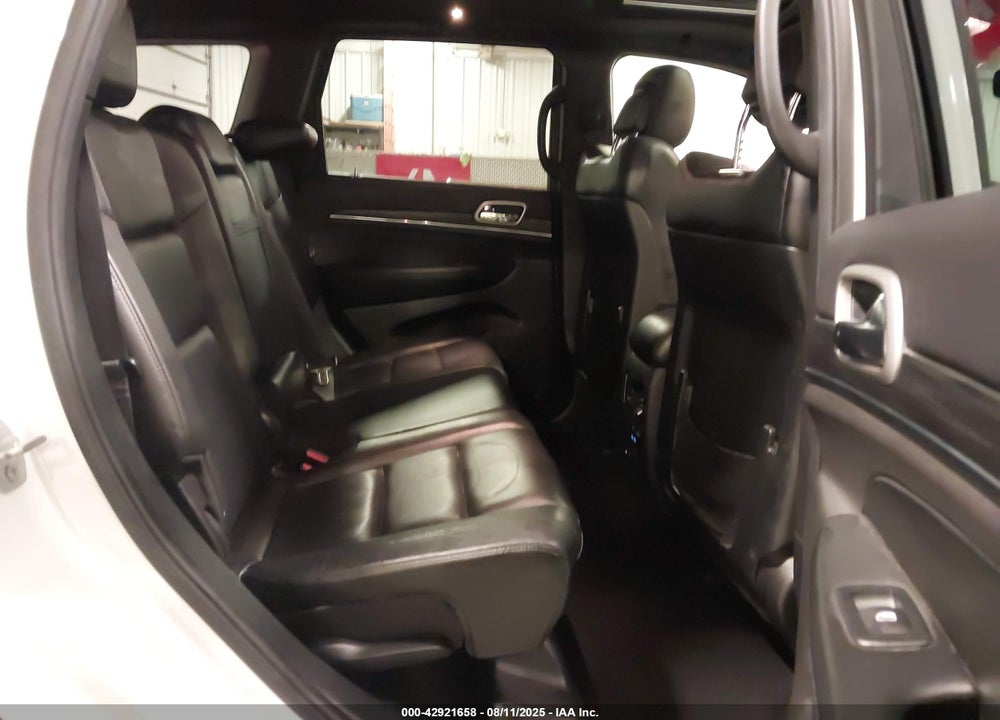 2019 JEEP GRAND CHEROKEE VIN: 1C4RJFBG3KC768297