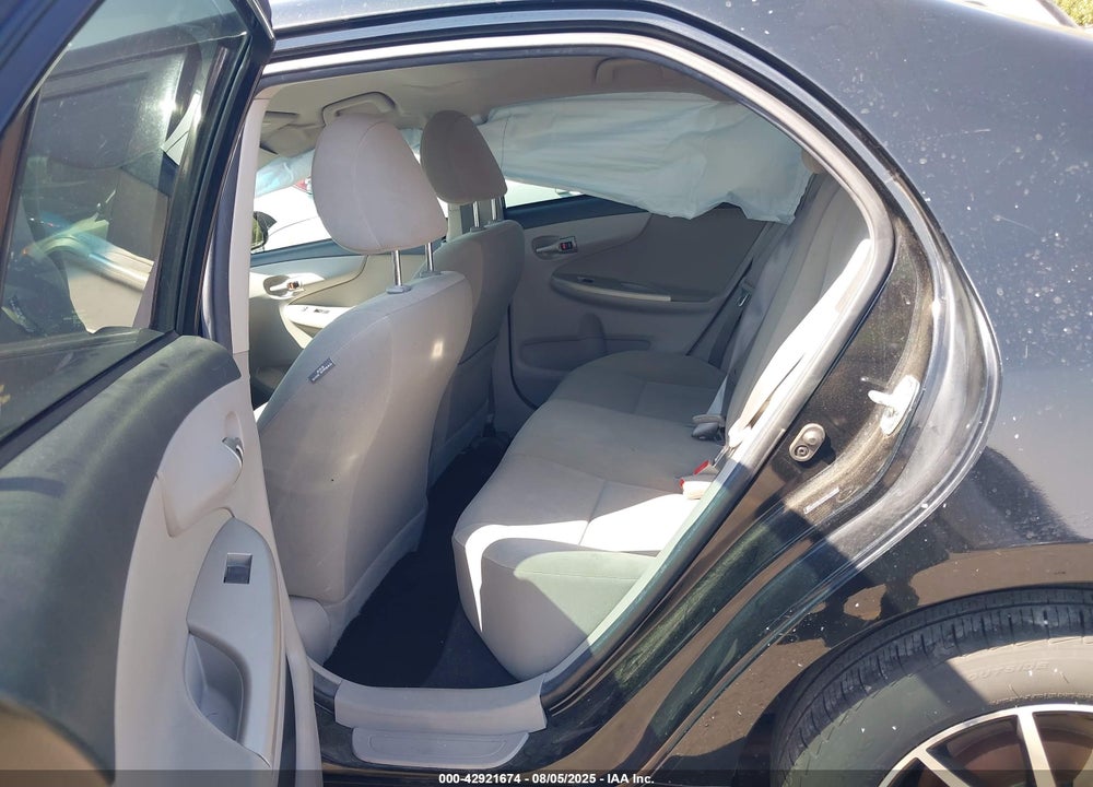 2011 TOYOTA COROLLA LE VIN: 2T1BU4EE7BC673319
