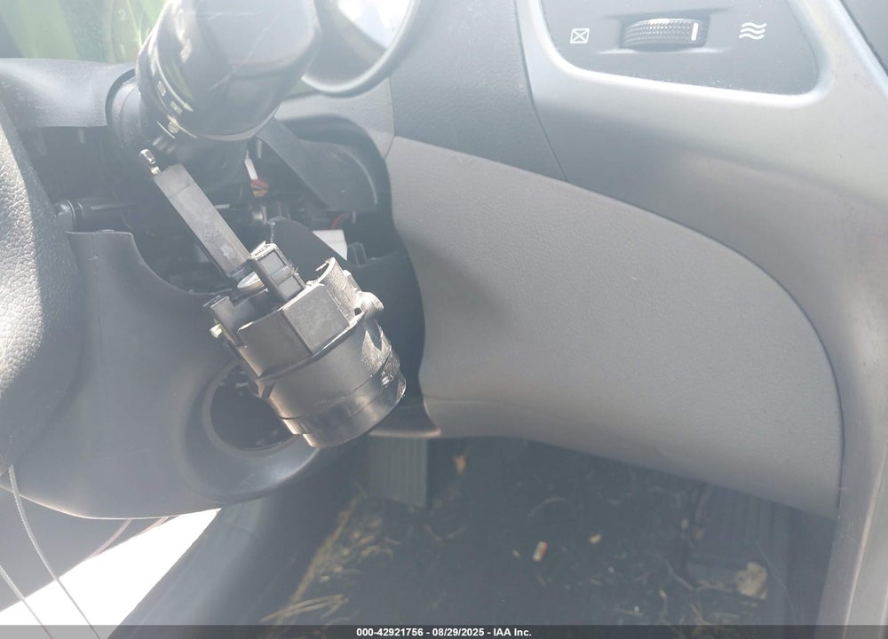 2016 HYUNDAI ELANTRA VIN: KMHDH4AE5GU575947