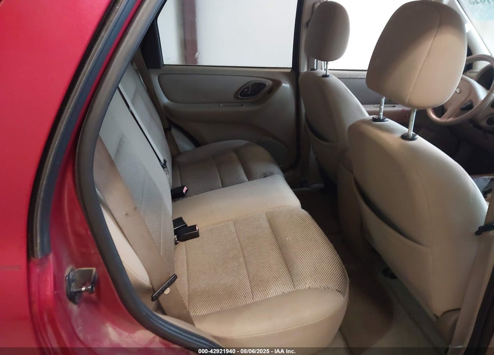2005 FORD ESCAPE XLT VIN: 1FMCU03185KA76093