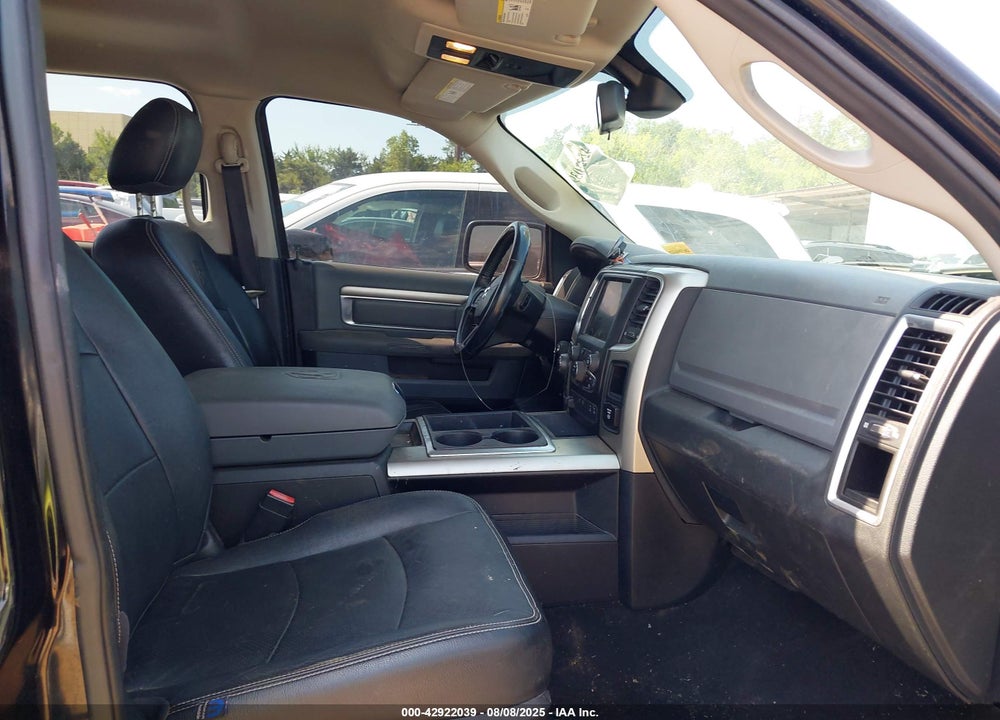 2014 RAM 1500 VIN: 1C6RR7LT5ES386106