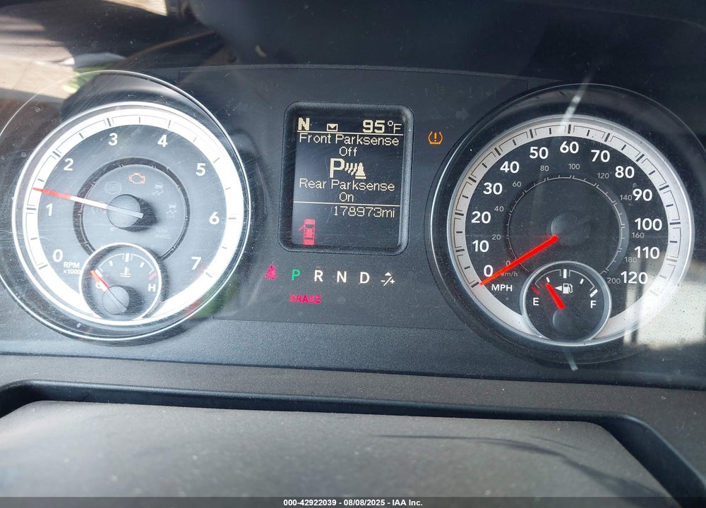 2014 RAM 1500 VIN: 1C6RR7LT5ES386106