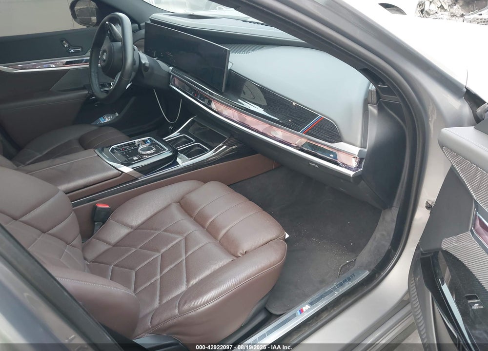 2024 BMW I7 VIN: WBY53EJ06RCP25573